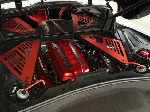 Used 2020 Chevrolet Corvette Stingray Preferred Cpe w/ 2LT Preferred Equipment Group RWD image 31