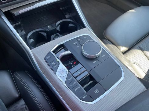 Used 2025 BMW 330i Sedan RWD image 19
