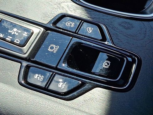 Used 2023 Lexus RX 350 Premium w/ Accessory Package AWD/4WD image 27