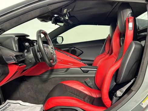 Used 2024 Chevrolet Corvette Stingray Premium Conv w/ Z51 Performance Package image 32