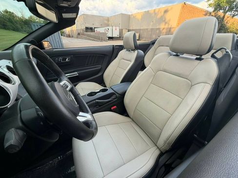 Used 2015 Ford Mustang GT Premium RWD image 29