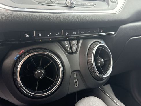 Used 2023 Chevrolet Blazer LT w/ Driver Confidence Package image 18