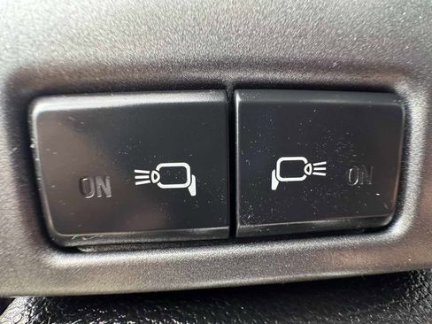 Used 2018 Ford F150 Raptor w/ Equipment Group 802A Luxury AWD/4WD image 15