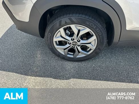 Used 2026 Kia Seltos LX FWD image 20