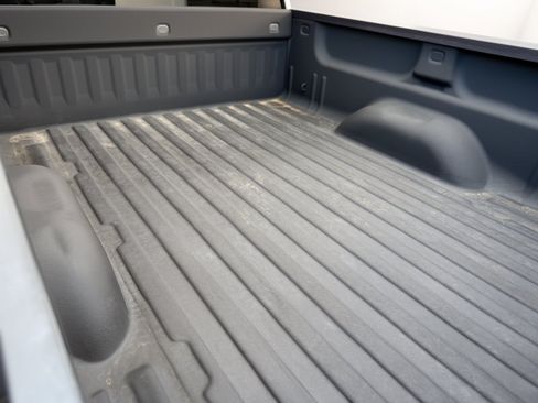 Used 2015 Chevrolet Silverado 2500 LTZ AWD/4WD image 28