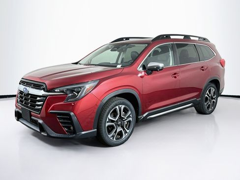 Used 2023 Subaru Ascent Limited w/ Technology Package AWD/4WD image 3