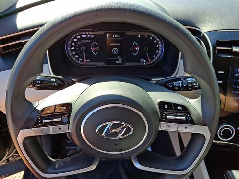 Used 2022 Hyundai Tucson SEL image 19
