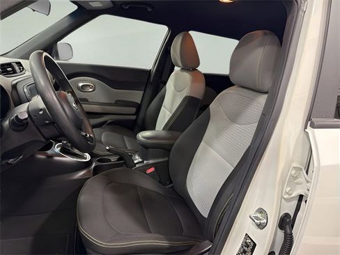 Used 2016 Kia Soul + w/ Eco Package image 11