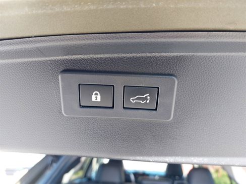 Used 2020 Subaru Outback Limited w/ Tech Package 2 image 13