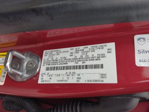 Used 2020 Ford Escape SE image 33