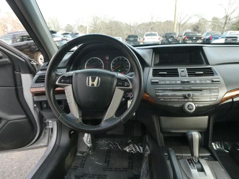 Used 2011 Honda Accord EX-L image 15