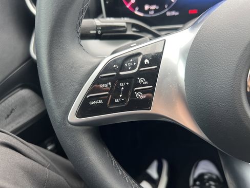 Used 2025 Mercedes-Benz C 300 4MATIC Sedan image 19