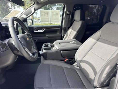 Used 2025 Chevrolet Silverado 1500 LT image 18