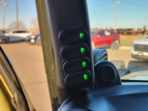 Used 2013 Jeep Wrangler Unlimited Sport image 16