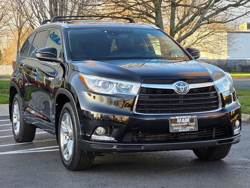 Used 2015 Toyota Highlander Limited Platinum image 2