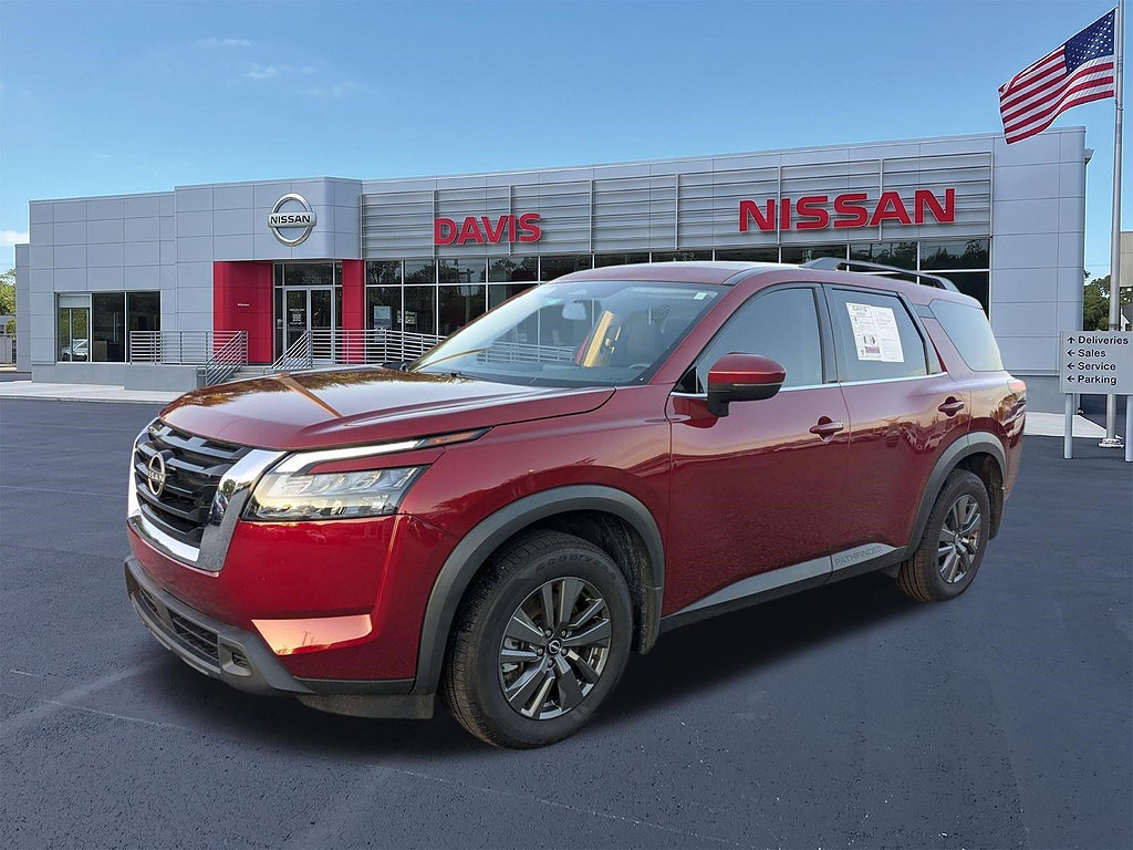 Used 2024 Nissan Pathfinder SV FWD image 18