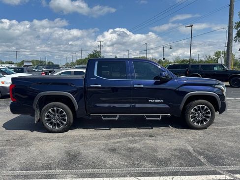 Used 2026 Toyota Tundra Limited AWD/4WD image 9
