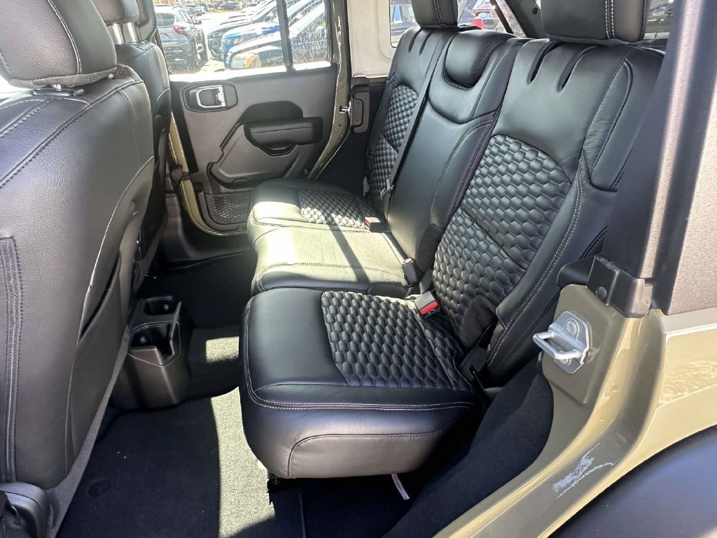 Used 2026 Jeep Wrangler Unlimited Sport AWD/4WD image 10