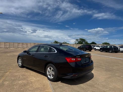 Used 2024 Chevrolet Malibu LS FWD image 16