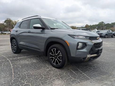 Used 2021 Chevrolet TrailBlazer ACTIV w/ Convenience Package image 1