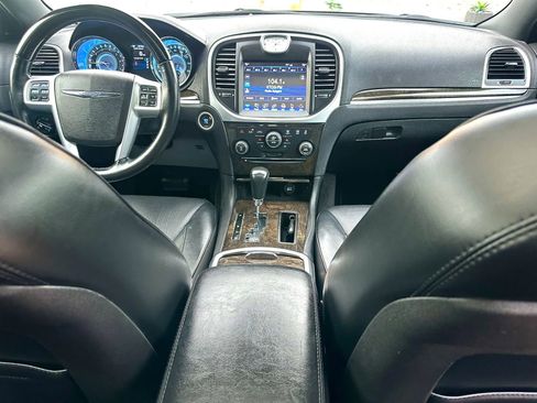 Used 2013 Chrysler 300 C w/ Harman Kardon Audio Group RWD image 16