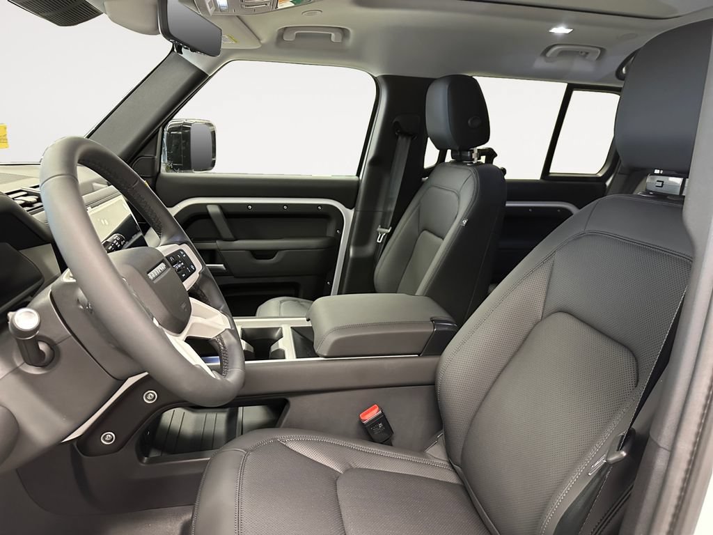 New 2026 Land Rover Defender 110 S AWD/4WD image 9