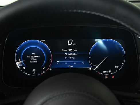 Used 2025 Maserati Grecale GT image 11