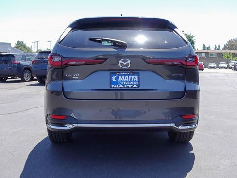 Certified 2024 MAZDA CX-90 Plug-In Hybrid w/ Premium Pkg AWD/4WD image 5