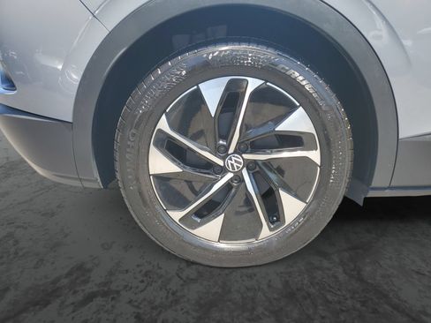 Used 2022 Volkswagen ID.4 Pro RWD image 5