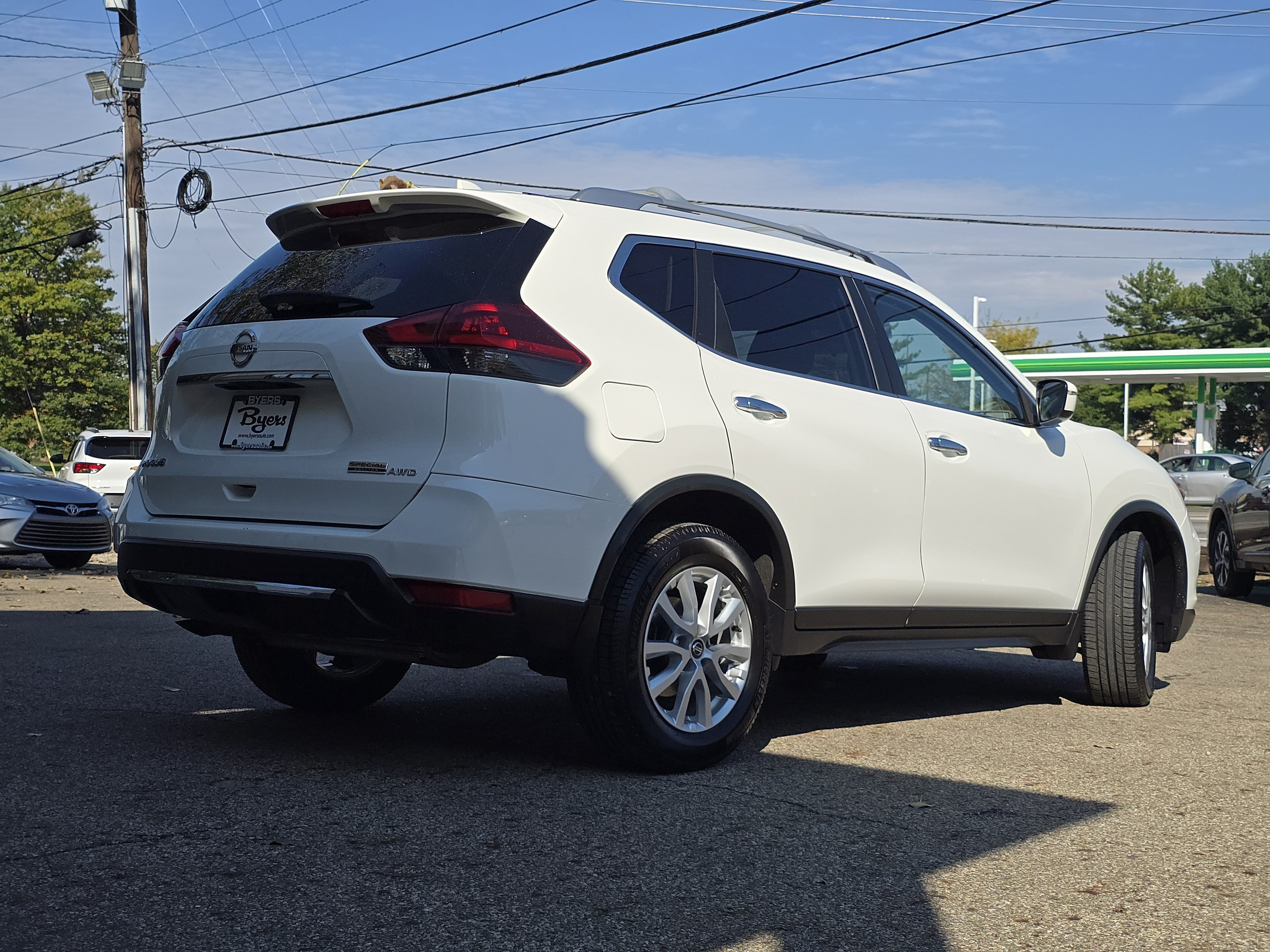 Used 2020 Nissan Rogue S w/ Special Edition Package AWD/4WD image 7
