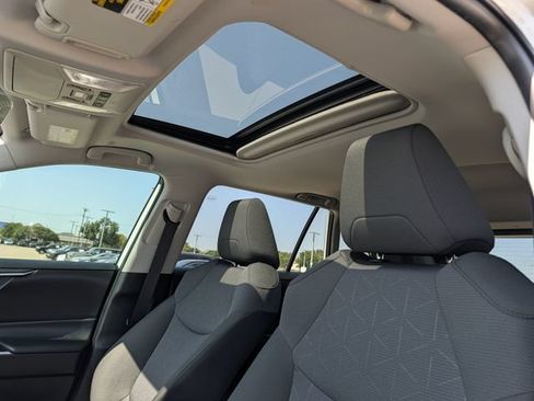 Certified 2025 Toyota RAV4 XLE w/ Convenience Package FWD image 26