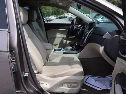Used 2012 Cadillac SRX Luxury AWD/4WD image 11