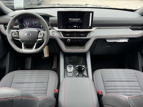 New 2026 Ford Explorer ST-Line w/ ST-Line Street Pack image 2