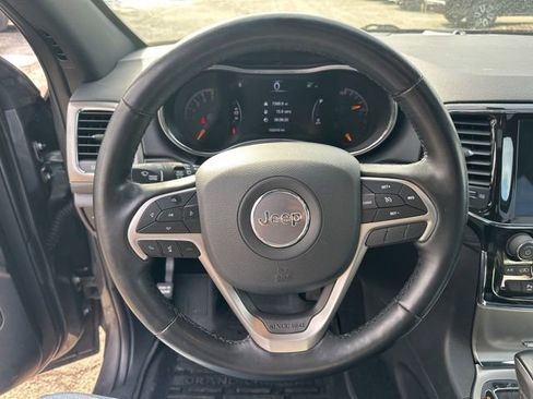 Used 2021 Jeep Grand Cherokee Laredo X image 16