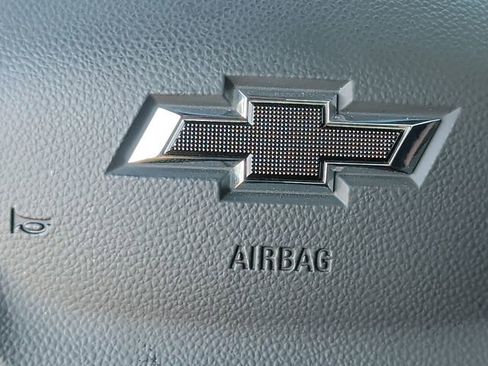 Used 2026 Chevrolet Traverse Z71 image 5