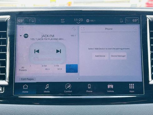Used 2025 Chrysler Pacifica Select FWD image 21