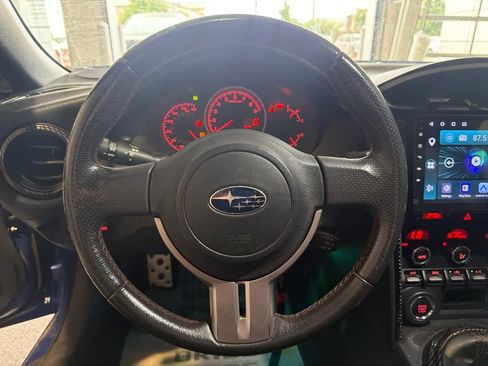 Used 2015 Subaru BRZ Limited w/ Popular Package #1A RWD image 7