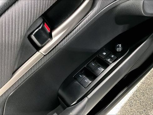 Used 2026 Toyota Camry SE AWD/4WD image 42