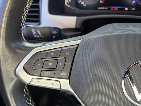 Certified 2022 Volkswagen Atlas SE image 26