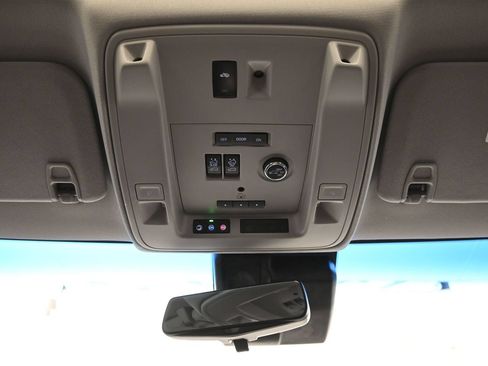 Used 2020 Cadillac Escalade Premium Luxury AWD/4WD image 28