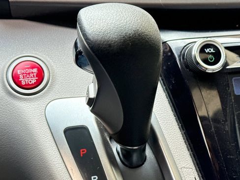 Used 2014 Honda Odyssey EX-L image 17