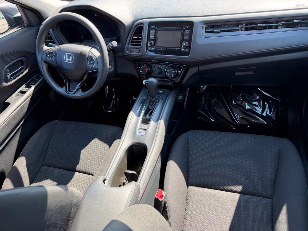 Used 2018 Honda HR-V LX image 27