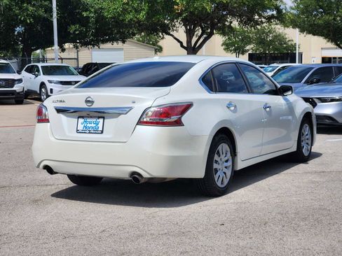 Used 2015 Nissan Altima 2.5 S w/ Power Driver Seat Package FWD image 6