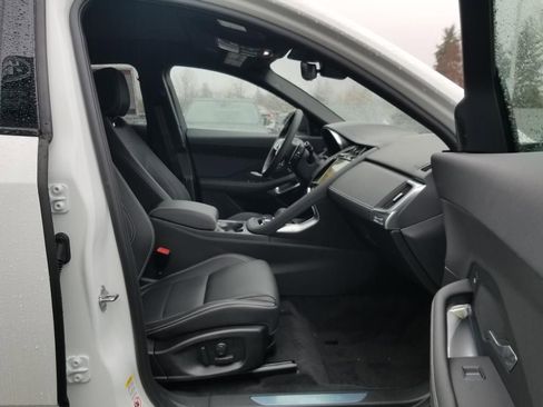 Used 2024 Jaguar E-PACE R-Dynamic SE image 13