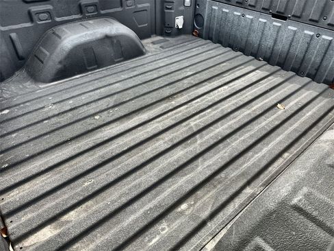 Used 2024 Chevrolet Silverado 1500 ZR2 w/ Technology Package image 18