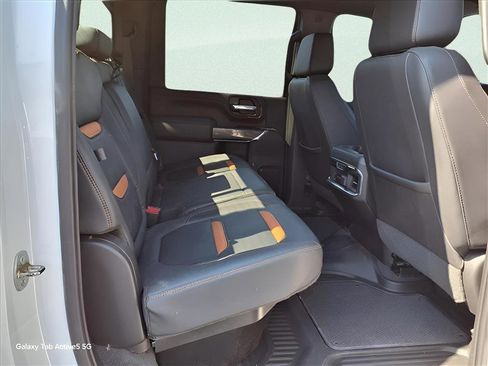 Used 2023 GMC Sierra 2500 AT4 w/ AT4 Premium Plus Package AWD/4WD image 16