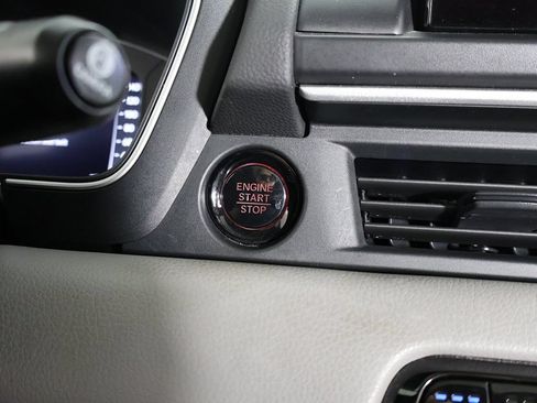 Used 2023 Honda Pilot Elite image 49