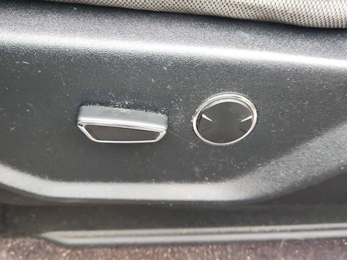 Used 2015 Ford F150 XLT w/ Equipment Group 301A Mid image 11