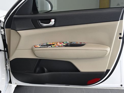 Used 2018 Kia Optima LX w/ Convenience Package image 17