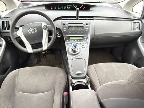 Used 2011 Toyota Prius Two image 28